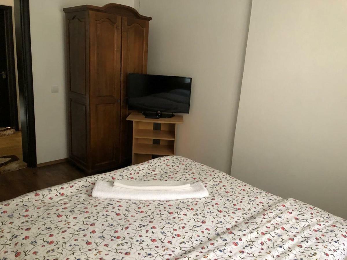 Pensiunea Medeea Hotel Pestis Bagian luar foto