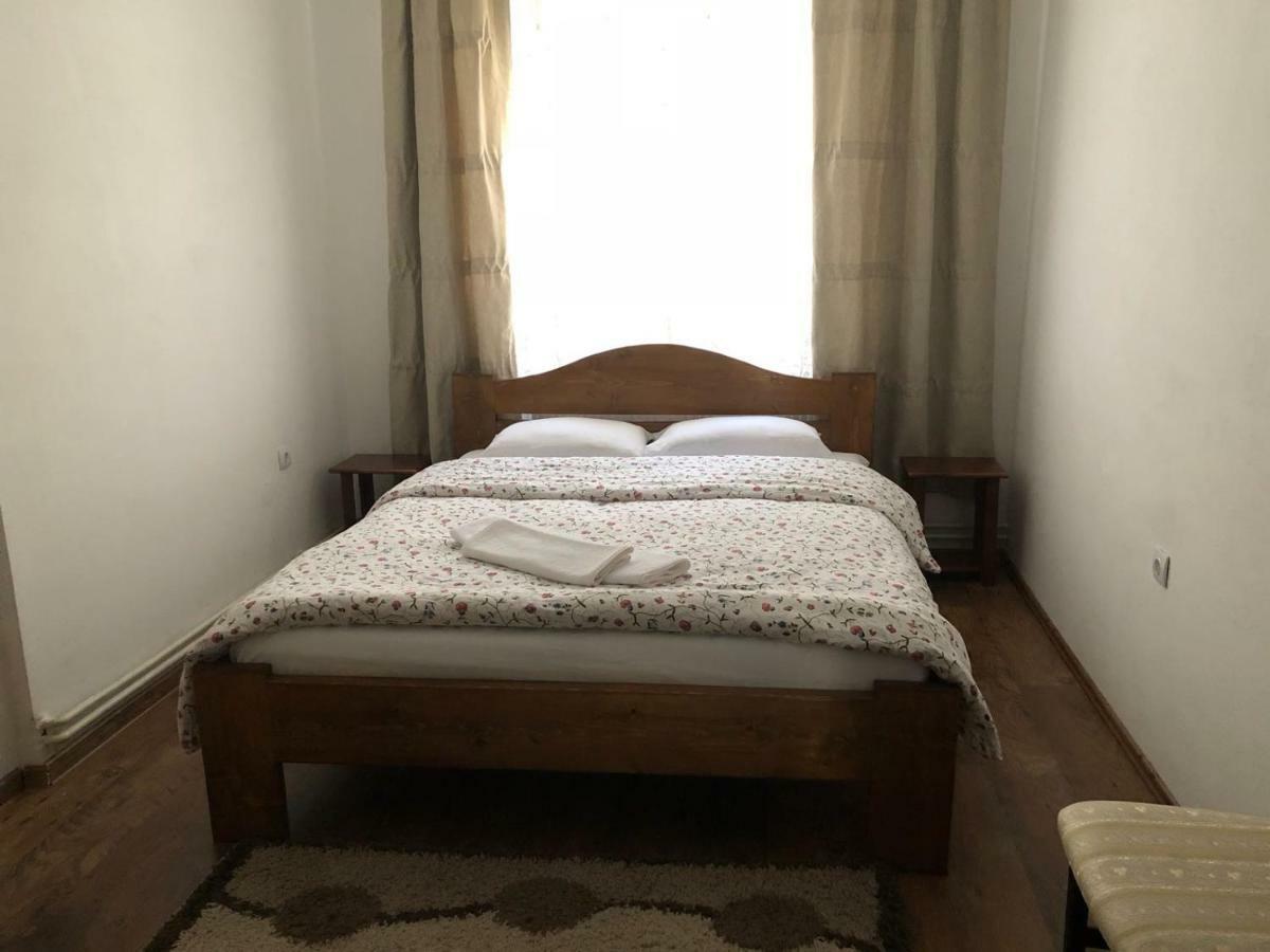 Pensiunea Medeea Hotel Pestis Bagian luar foto